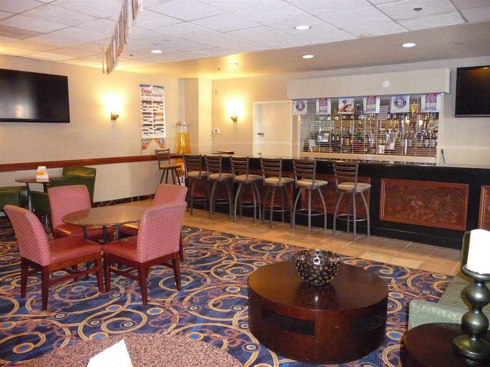 Ramada By Wyndham San Diego National City Eksteriør bilde