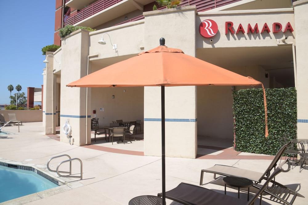Ramada By Wyndham San Diego National City Eksteriør bilde