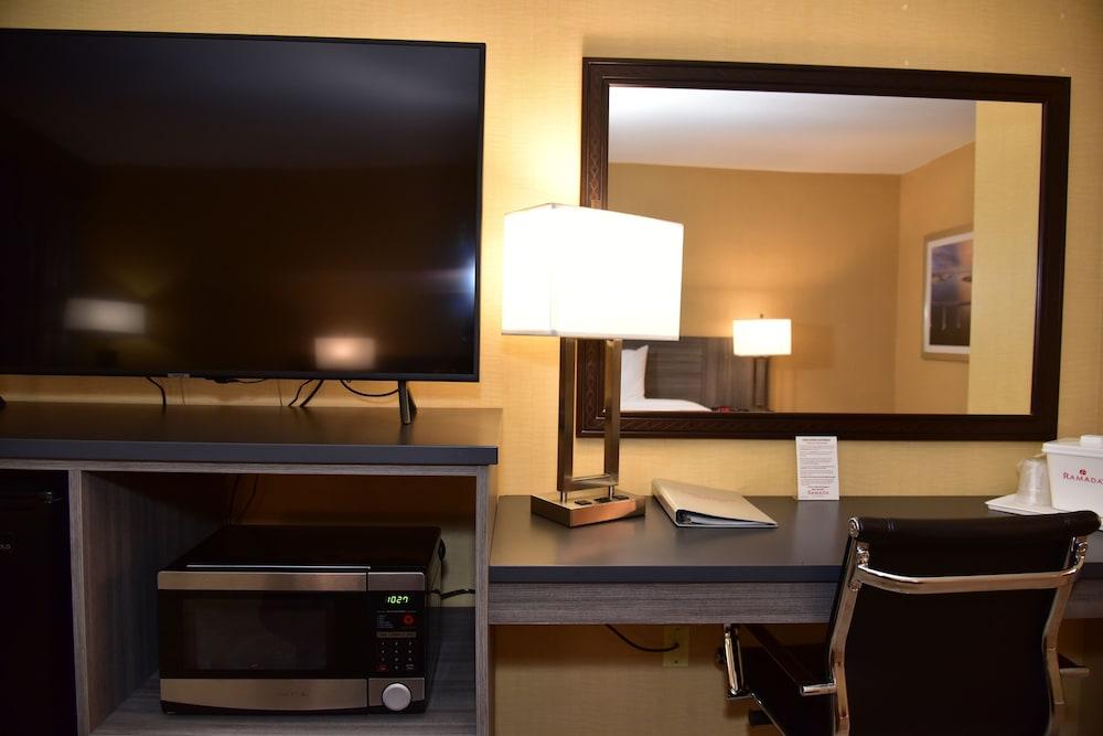 Ramada By Wyndham San Diego National City Eksteriør bilde