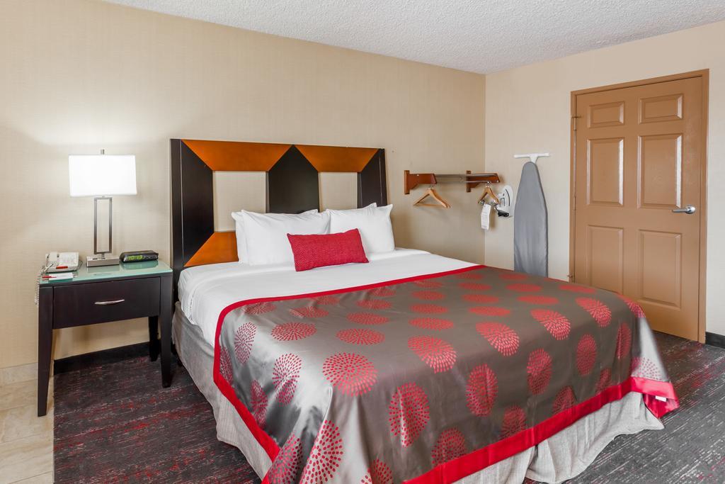 Ramada By Wyndham San Diego National City Eksteriør bilde